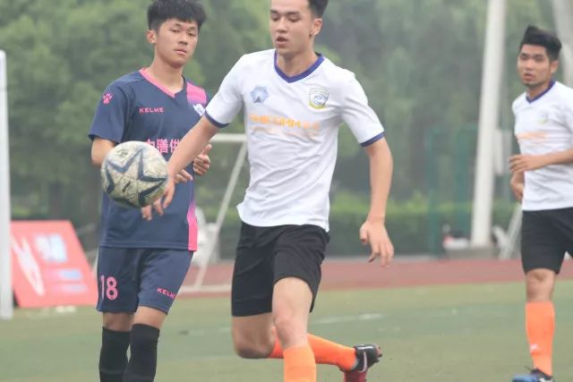吉林工商学院原书记张吉锋主动承认问题引关注