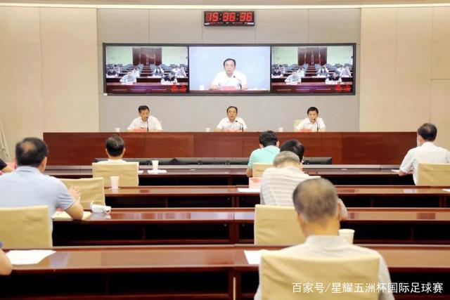 新赛季MVP争夺战：七位巨星齐聚，谁将脱颖而出？