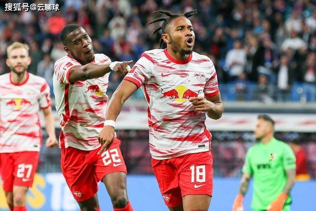 阿森纳2-0领先！措利斯内切抽射破门，卡拉菲奥里助攻
